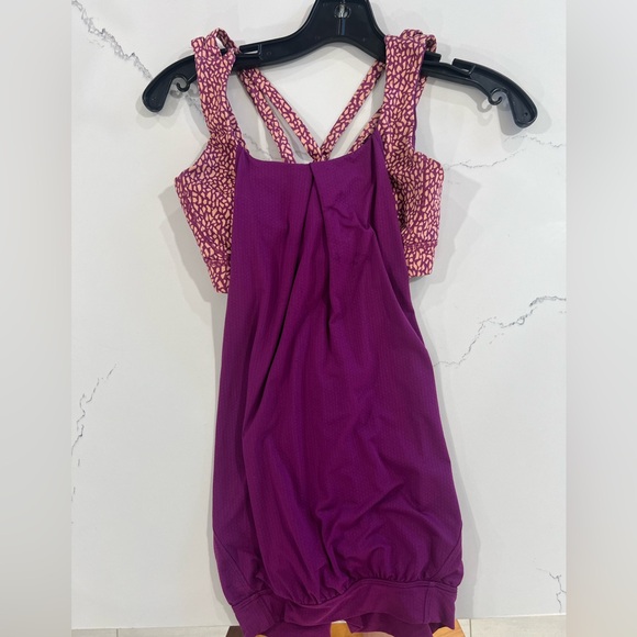 Lululemon loose tank top with built in bra - Picture 1 of 2